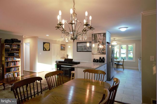 6403 Limerick Ct, House other with 4 bedrooms, 3 bathrooms and null parking in SPRINGFIELD VA | Image 9