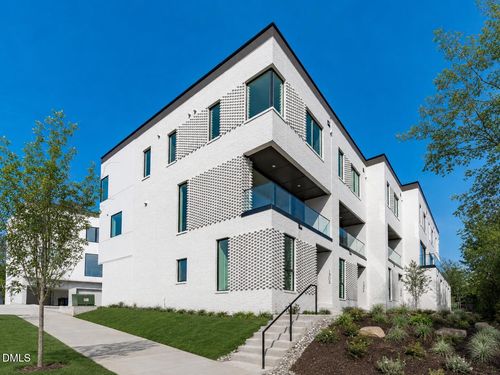1302 Chamblee Hill Ct, Raleigh, NC, 27608 | Card Image