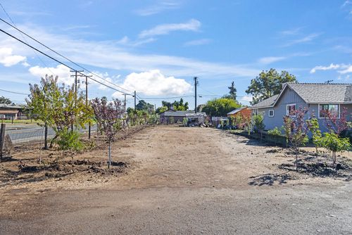 33196 Road 159, Ivanhoe, CA, 93235-1243 | Card Image