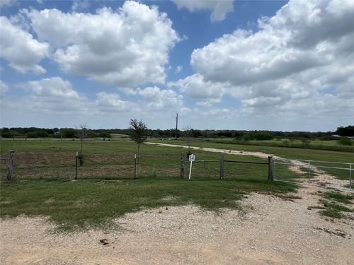 14 County Road 240, Gonzales, TX, 78629 | Card Image