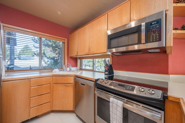 45-web-or-mls-1-16-25 19717 Mt Bachelor | Image 7