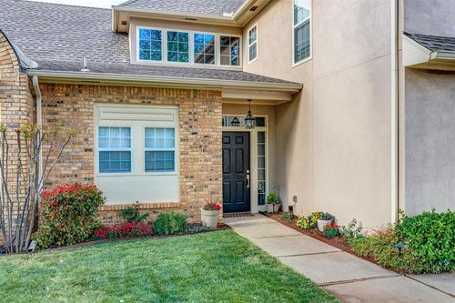 701 Inverary Dr, Edmond, OK, 73025-2721 | Card Image