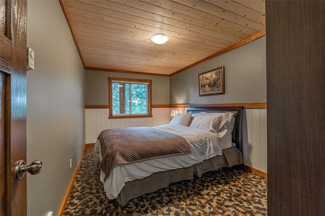 North side lower level bedroom1 | Image 35