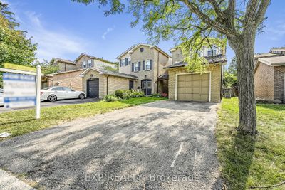 4218 Sunflower Dr, House other with 3 bedrooms, 3 bathrooms and 3 parking in Mississauga ON | Image 2