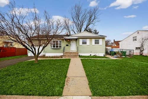 340 Old Post Rd, Edison, NJ, 08817-4652 | Card Image