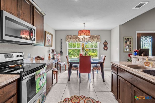 Kitchen | Image 17