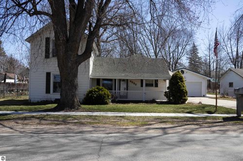 4080 N Mission Rd, Rosebush, MI, 48878-8718 | Card Image