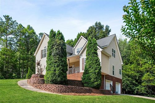 176 Oak Leaf Dr, Carrollton, GA, 30116-1203 | Card Image