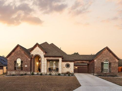 689 Lilly Blf, Castroville, TX, 78009-3512 | Card Image