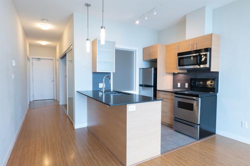 1807-13399 104 Ave, Surrey, BC, V3T0C9 | Card Image
