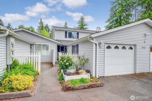 65-152 S 324th Pl, Federal Way, WA, 98003-5787 | Card Image