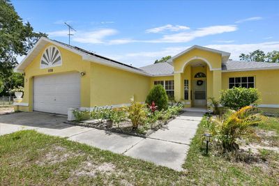 15600 Larry Road, House other with 3 bedrooms, 2 bathrooms and null parking in Spring Hill FL | Image 2