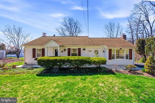 3130 Coventryville Rd, POTTSTOWN, PA, 19465-8536 | Card Image