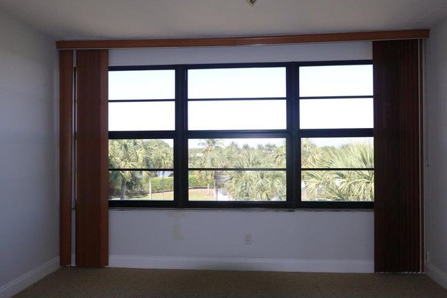APT-401 - 3507 Village Blvd, Condo with 2 bedrooms, 2 bathrooms and null parking in West Palm Beach FL | Image 4