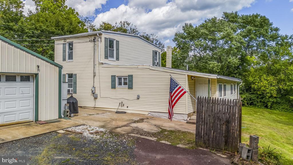 Jefferson Ave, Pottstown, PA 19464