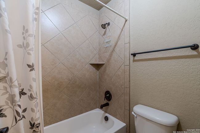 27038 Sable Run, House other with 5 bedrooms, 4 bathrooms and null parking in Boerne TX | Image 61