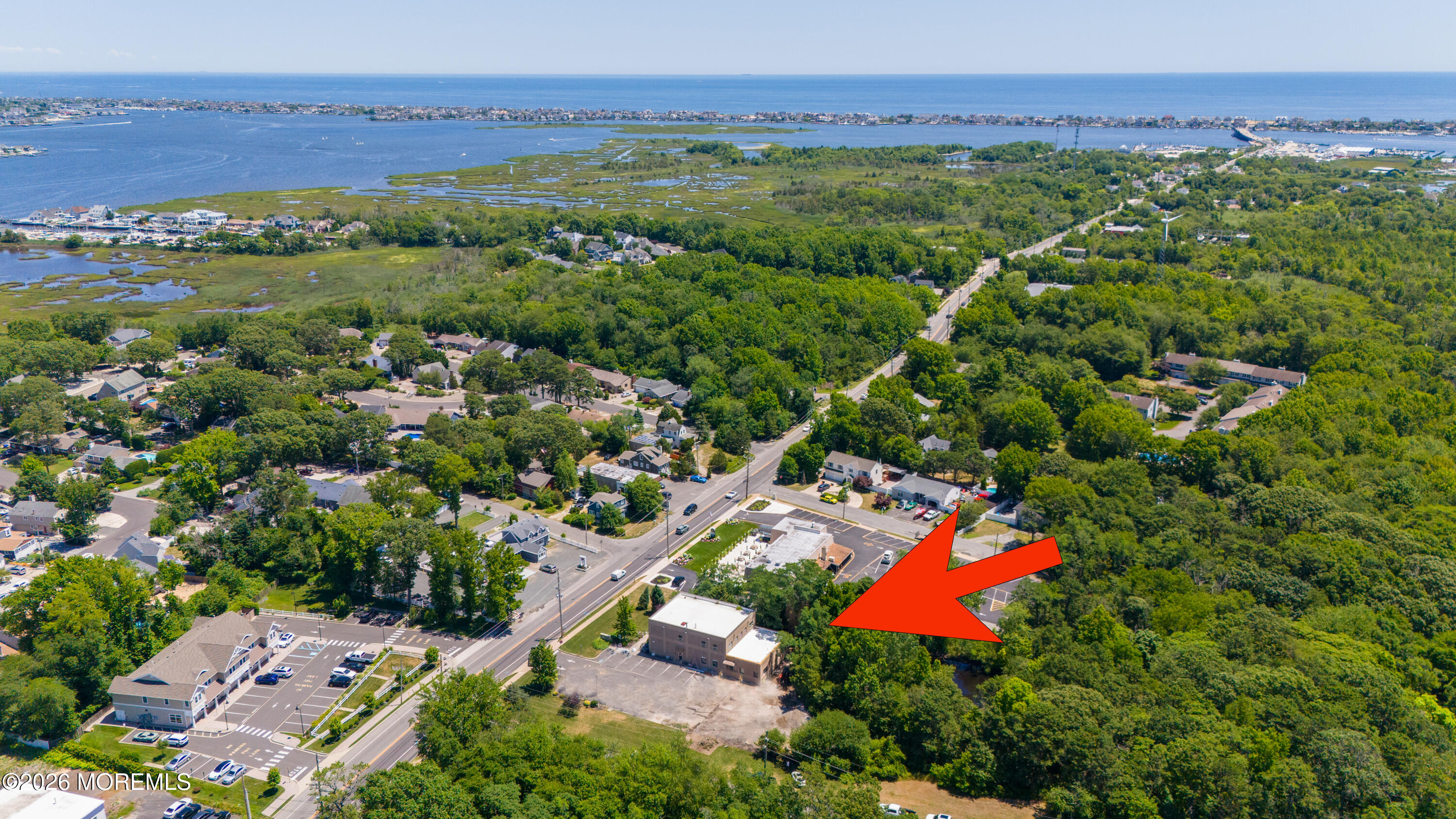 Commercial Lease in Brick