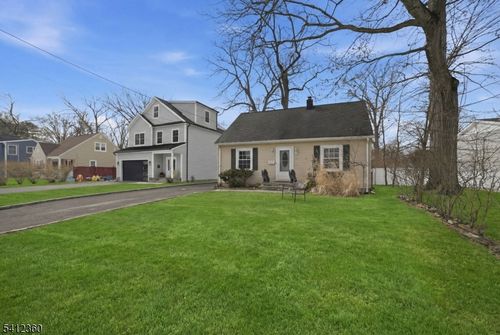 37 Lee Rd, Livingston, NJ, 07039-4131 | Card Image