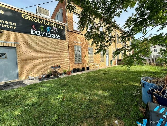 1792 Niagara St, Home with 2 bedrooms, 5 bathrooms and null parking in Buffalo NY | Image 5