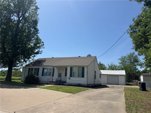 2004 S 13th St, Rogers, AR, 72758-6312 | Card Image