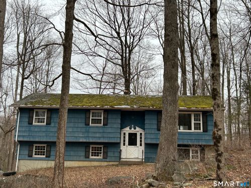 79 Rita Dr, New Fairfield, CT, 06812-4618 | Card Image
