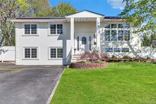 69 Ashland Dr, Smithtown, NY, 11787 | Card Image