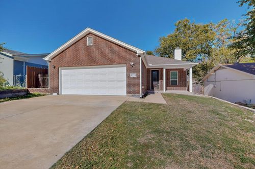 8224 Carlos St, White Settlement, TX, 76108-3002 | Card Image