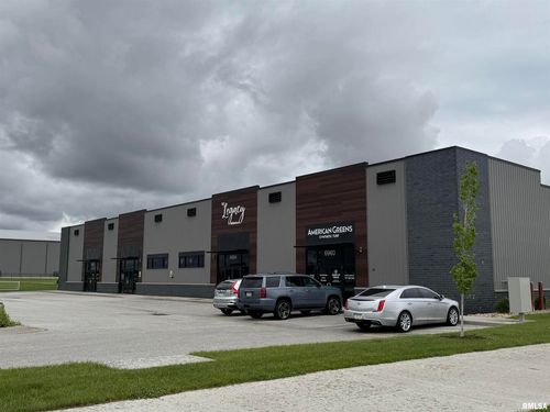 6948 & 6954 Competition Court, Bettendorf, IA, 52722 | Card Image