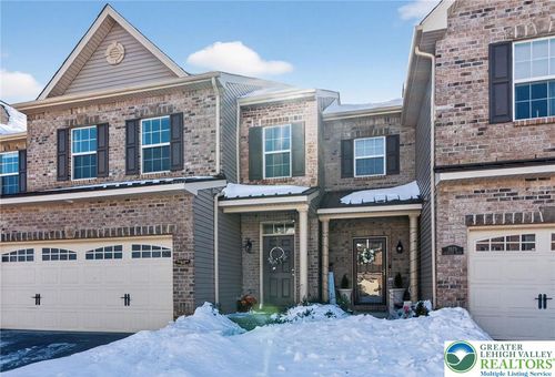 3573 Sweetgum Dr, Nazareth, PA, 18064-8911 | Card Image