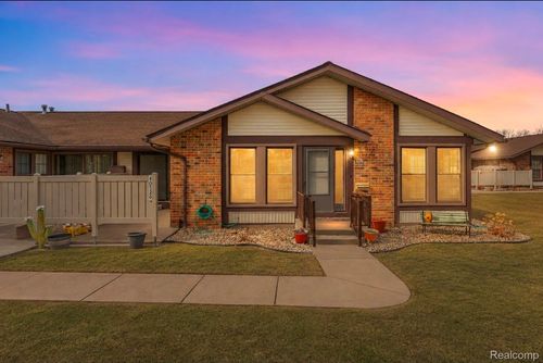 40526 Newport Dr, Plymouth, MI, 48170-4744 | Card Image