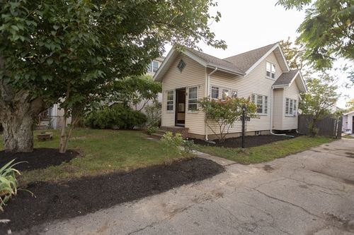 29 Oval Rd, Quincy, MA, 02170-3812 | Card Image