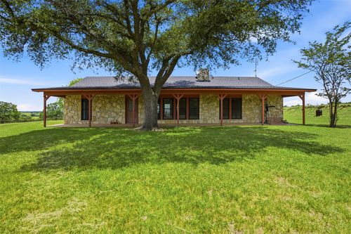 573 County Road 3592, Paradise, TX, 76073-4721 | Card Image