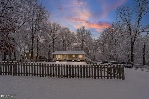 365 Nottingham Rd, ELKTON, MD, 21921-4442 | Card Image