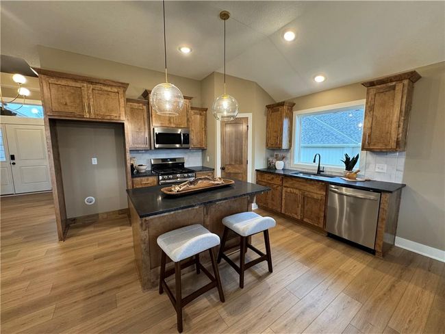 16700 Nw 124 Th St, House other with 4 bedrooms, 3 bathrooms and null parking in Platte City MO | Image 7