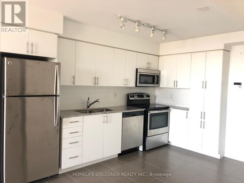 2409-830 Lawrence Avenue W, Toronto (Yorkdale-Glen Park), ON, M4A1C3 | Card Image
