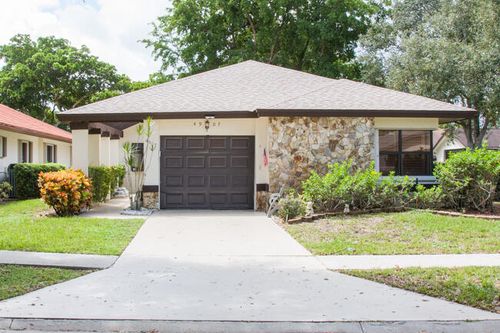 4907 Boxwood Cir, Boynton Beach, FL, 33436-4748 | Card Image