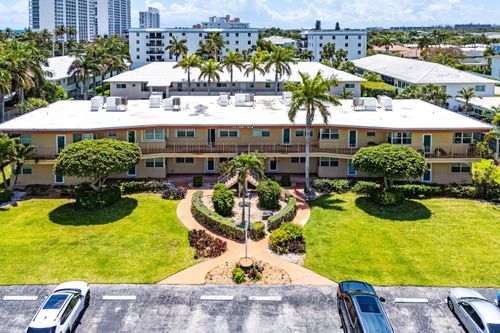 9-930 Osceola Drive, Boca Raton, FL, 33432 | Card Image