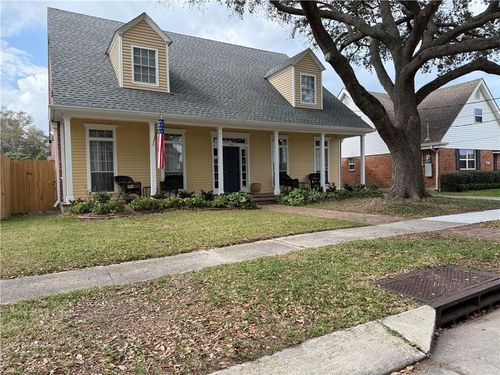 1512 Gardenia Dr, Metairie, LA, 70005-1157 | Card Image