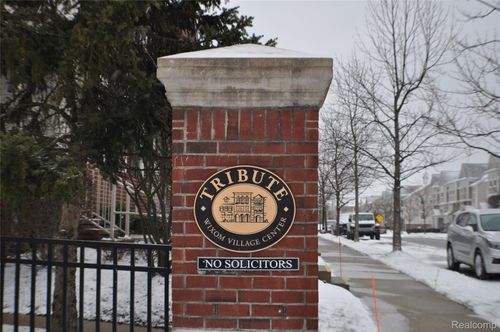 13-3204 Johanna Ware W, Wixom, MI, 48393-4315 | Card Image