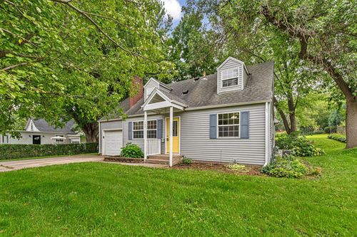 409 Greenvale Ave W, Northfield, MN, 55057-1415 | Card Image