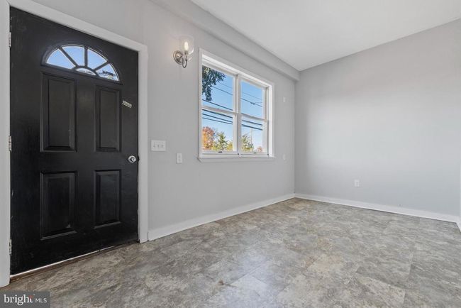 1826 Us Highway 1, Home with 5 bedrooms, 2 bathrooms and null parking in LAWRENCE TOWNSHIP NJ | Image 5