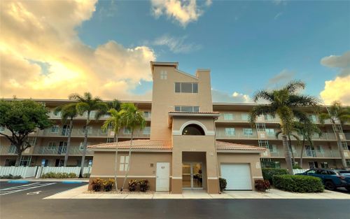 403-5749 Gemstone Ct, Boynton Beach, FL, 33437 | Card Image