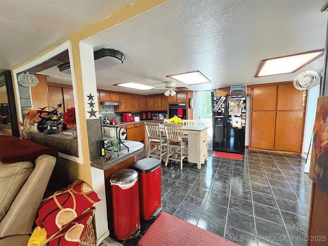 98224 S 4489 Rd, House other with 3 bedrooms, 2 bathrooms and null parking in Vian OK | Image 5