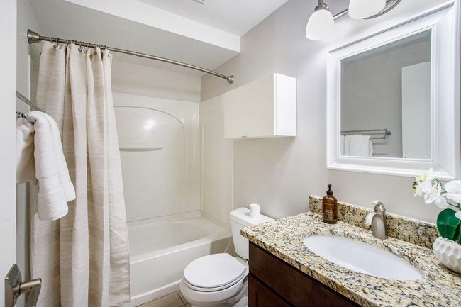 APT-1 - 429 S 7 Th St, Condo with 3 bedrooms, 2 bathrooms and null parking in Ann Arbor MI | Image 23