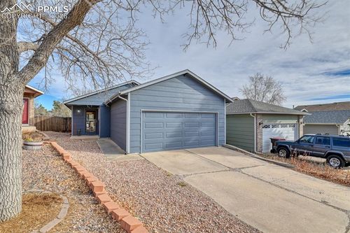 5575 Jennifer Ln, Colorado Springs, CO, 80917-1443 | Card Image
