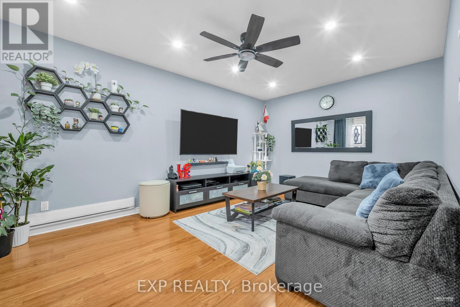 Residential in Toronto (Glenfield-Jane Heights) 5