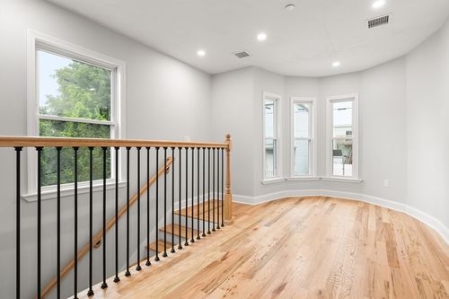 1-17 Burns St, Lowell, MA, 01852-4026 | Card Image