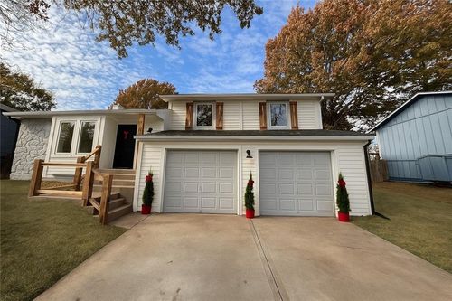 16318 W 124th St, Olathe, KS, 66062-1164 | Card Image