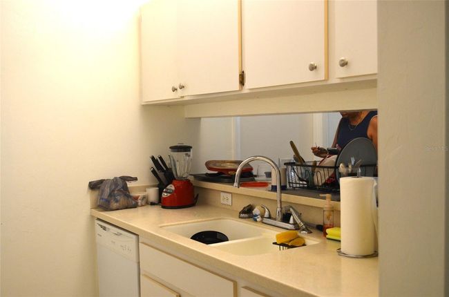 Kitchen | Image 5