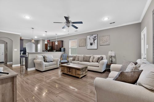 1423 Barrel Dr, Dallas, TX, 75253-5836 | Card Image